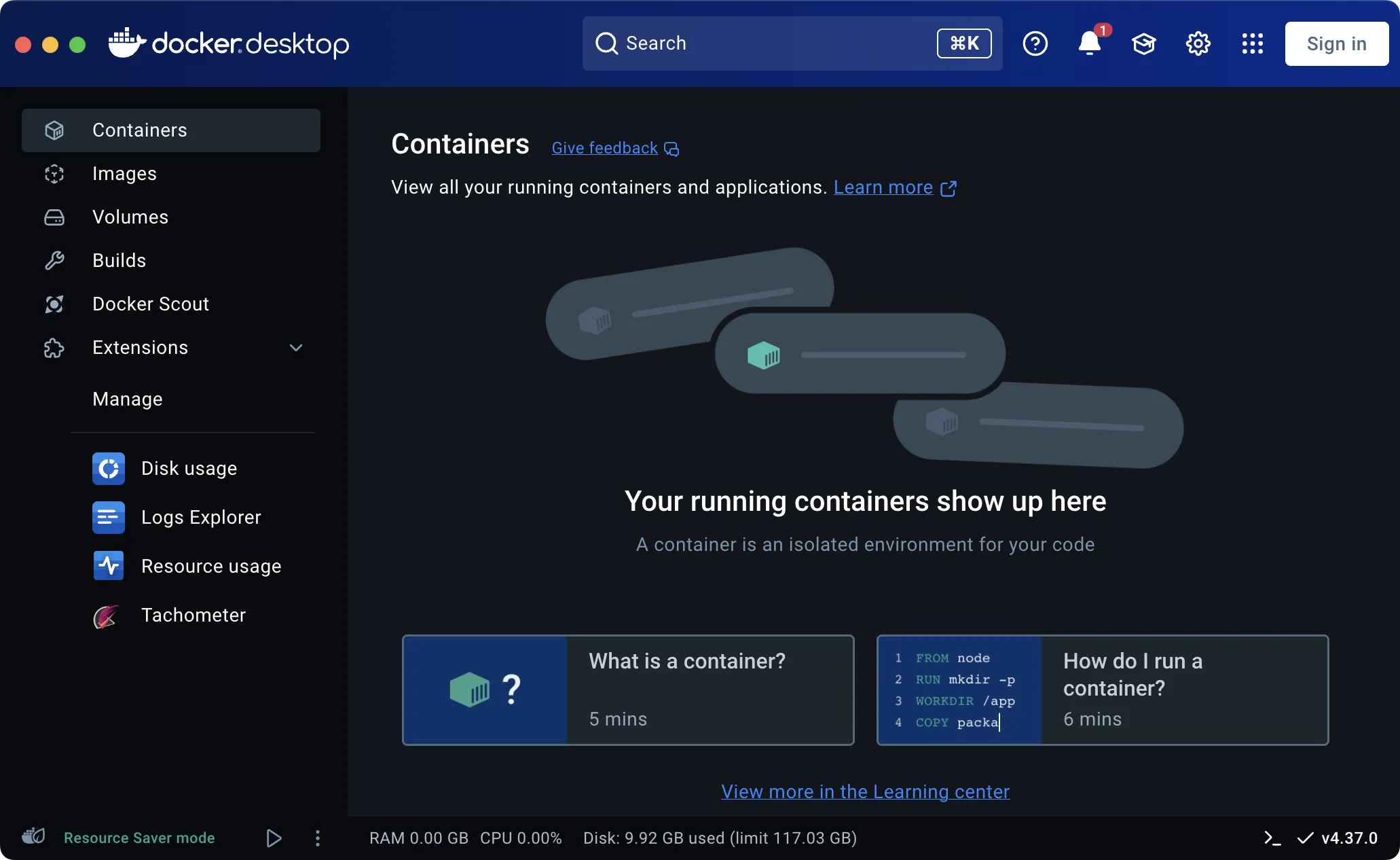 Docker Desktop mit der noch leeren Containerübersicht „Your running containers show up here“ und dem Navigationsmenü Containers, Images, Volumes, Builds, Docker Scout und Extensions
